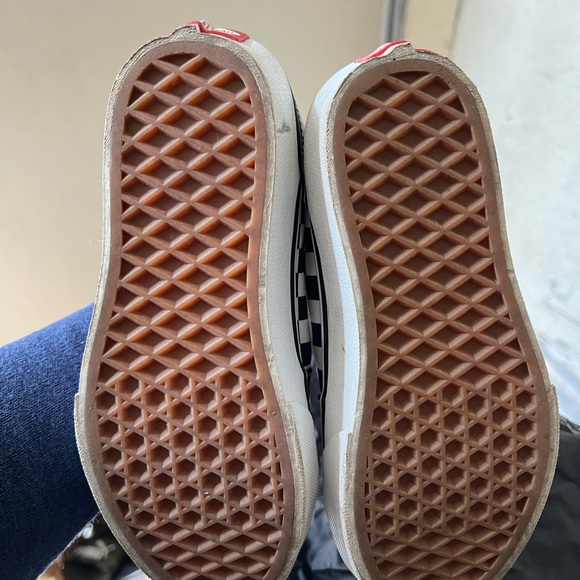 VANS boys checkered high tops in size 2! - Picture 3 of 4
